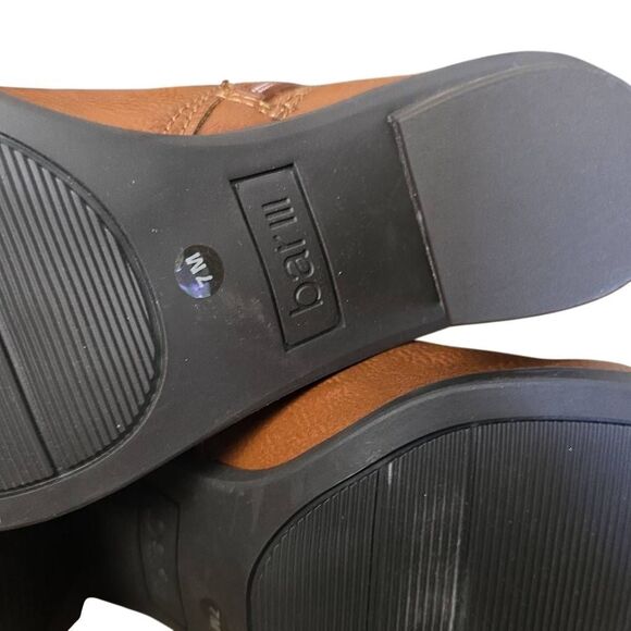 Bar III Women's Size 7 Brown Faux Leather Side Zip Heeled Booties - Picture 4 of 9